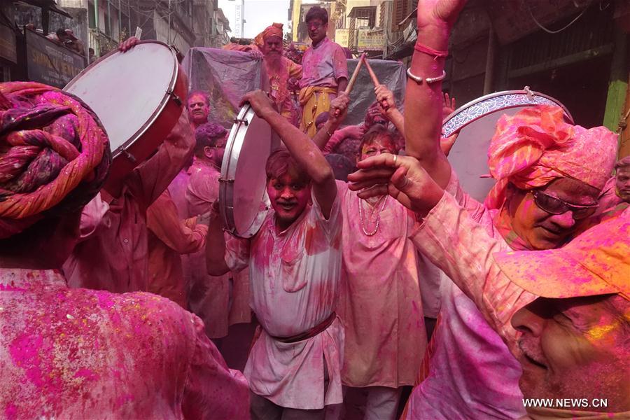 INDIA-KOLKATA-HOLI FESTIVAL