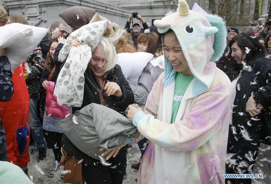 CANADA-VANCOUVER-PILLOW FIGHT