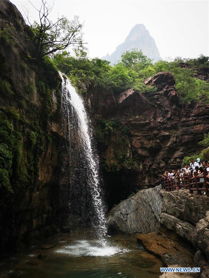 CHINA-HENAN-JIAOZUO-HONGSHI GORGE (CN)