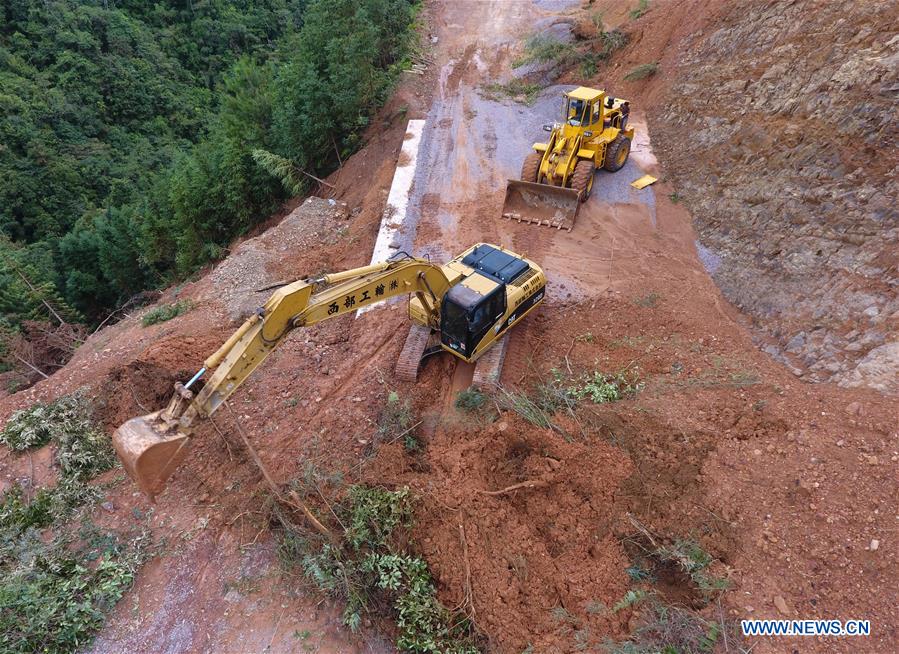 CHINA-GUANGXI-TYPHOON MANGKHUT-AFTERMATH (CN)