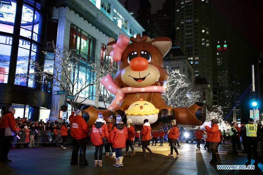 U.S.-CHICAGO-LIGHTS FESTIVAL-PARADE