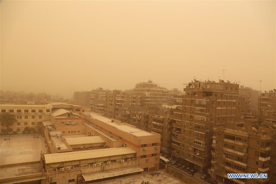 EGYPT-CAIRO-SANDSTORM