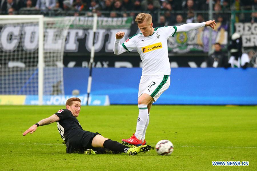 (SP)GERMANY-MOENCHENGLADBACH-SOCCER-BUNDESLIGA-MOENCHENGLADBACH VS AUGSBURG