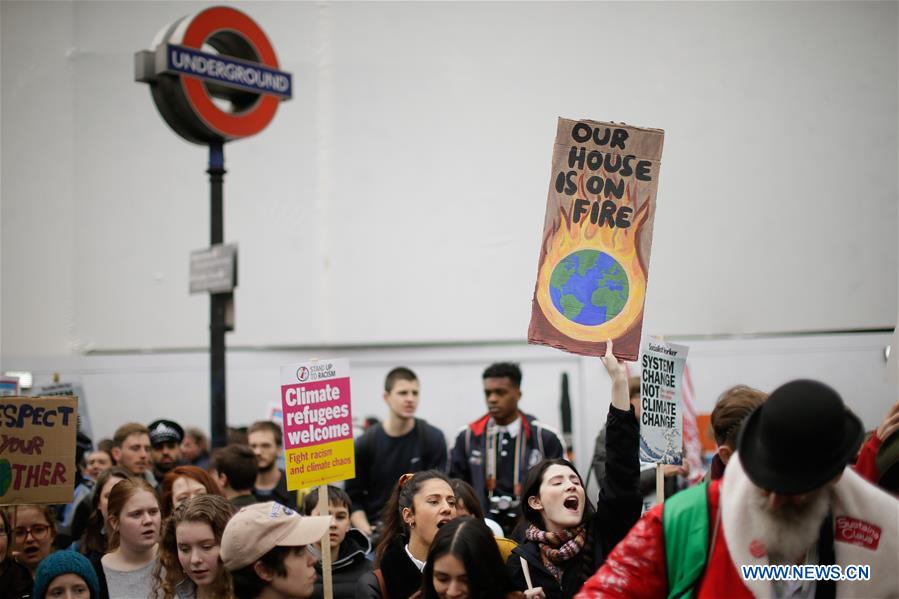 BRITAIN-LONDON-CLIMATE-PROTEST