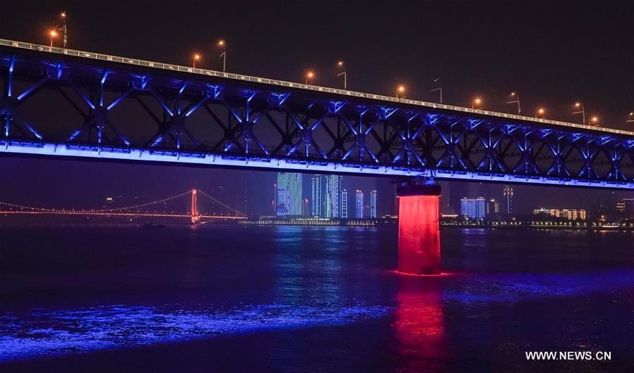 CHINA-WUHAN-LIGHT SHOW (CN)