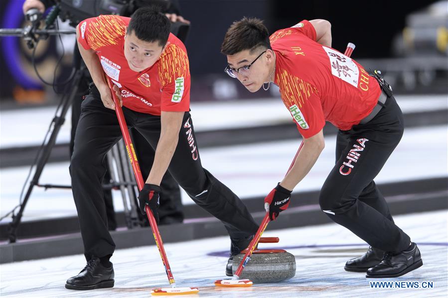 (SP)CHINA-BEIJING-CURLING-WCF WORLD CUP-GRAND FINAL-MEN'S FINAL