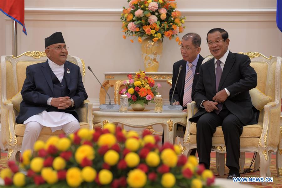 CAMBODIA-PHNOM PENH-NEPAL-PM-DEALS-SIGNING