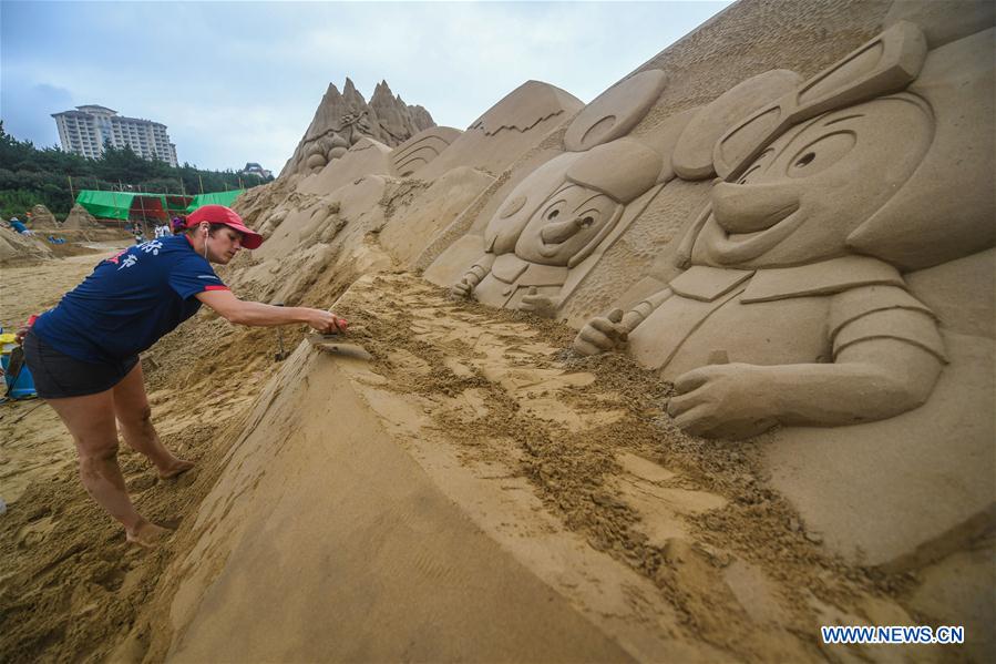 CHINA-ZHEJIANG-ZHOUSHAN-SAND SCULPTURE-EXHIBITION (CN)