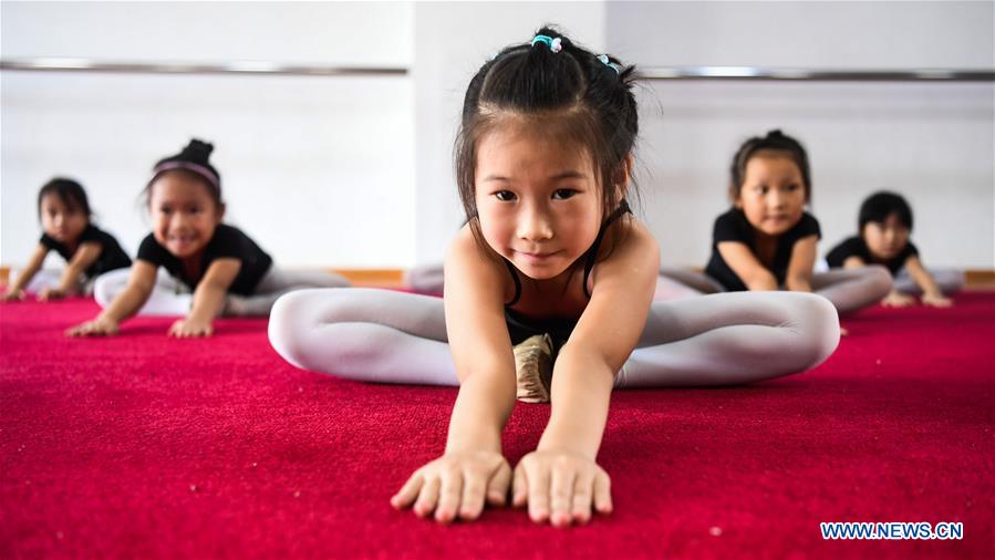 CHINA-GUANGXI-CHILDREN-BALLET (CN)