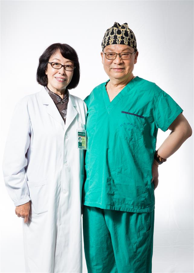 (FOCUS)CHINA-BEIJING-MEDICAL WORKERS' DAY-PHYSICIAN COUPLE (CN)