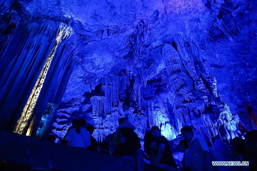 CHINA-ZHEJIANG-TONGLU-KARST CAVE-SCENERY (CN)