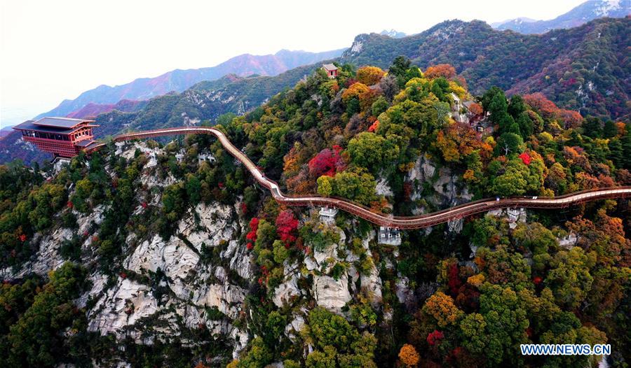 CHINA-SHAANXI-HUAZHOU-SHAOHUA MOUNTAIN-AUTUMN (CN)