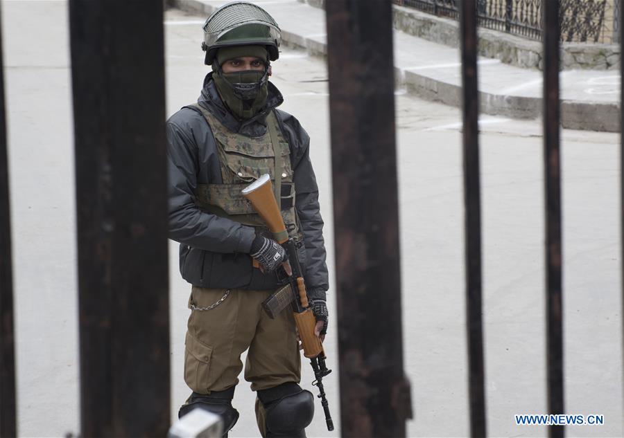 KASHMIR-SRINAGAR-SECURITY LOCKDOWN