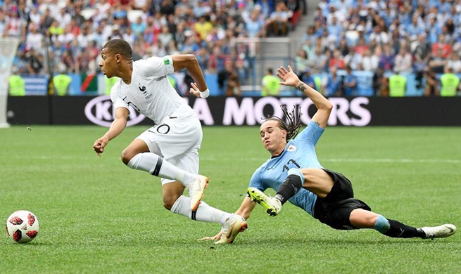 France beat Uruguay 2-0 to secure World Cup semifinal spot