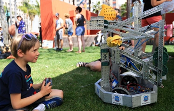 "March for Science" Rally and Science Expo held in Los Angeles