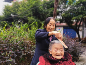 “奉養烈士母親40年”袁玉蘭