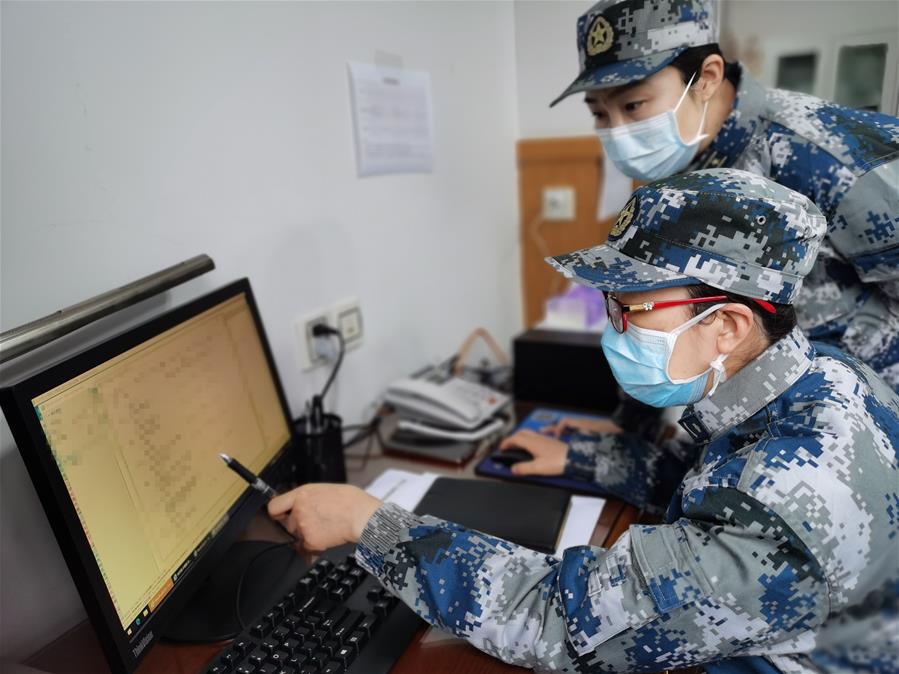 （圖文互動）（8）“白衣戰士”在沖鋒——記“最美新時代革命軍人”仲月霞