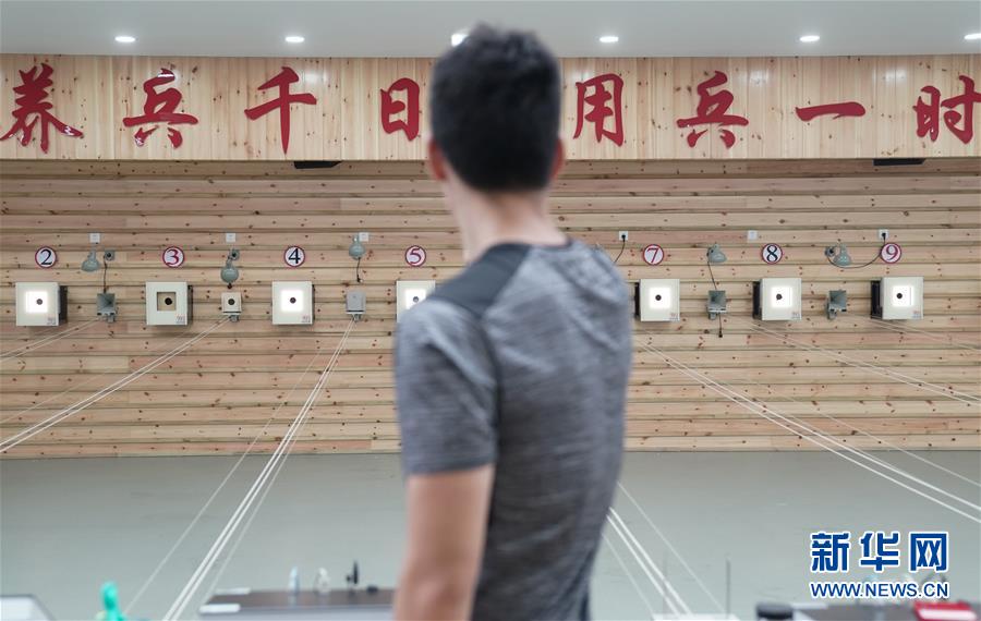 （軍運會·圖文互動）（15）斗志昂揚創佳績 壯懷激烈展雄風——八一空軍五項隊成長記（配本社同題文字稿）