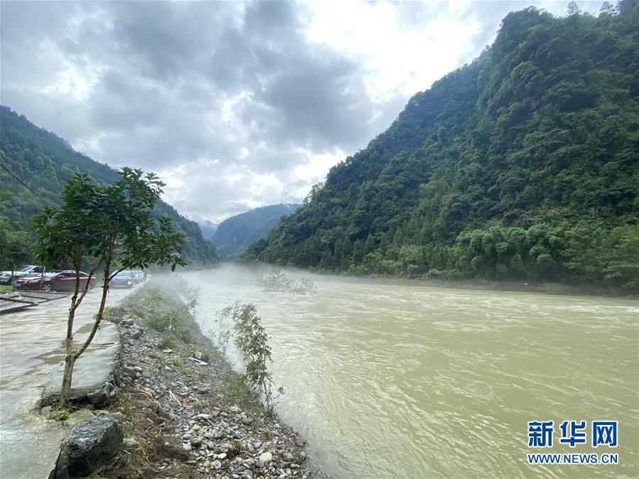 （防汛抗洪·圖文互動）（1）山洪襲來前，澧水河畔大轉移