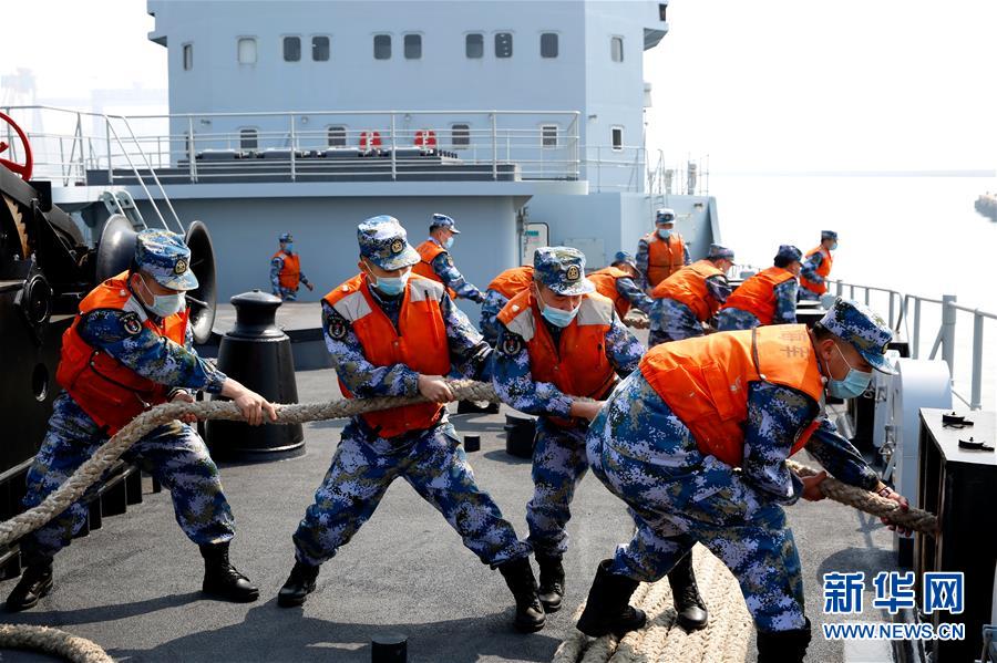 （圖文互動）（1）一份勇敢者的事業——海軍畢昇艦投身新武器裝備試驗記事