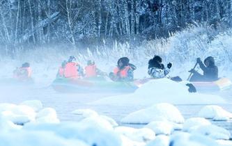 內蒙古冰天雪地的“不凍河”